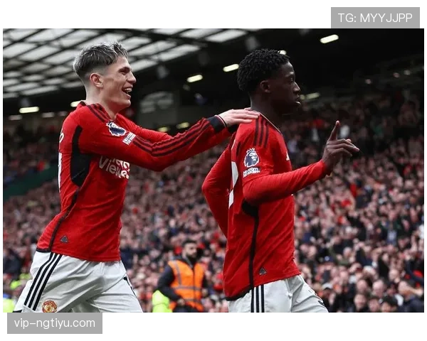 曼联防线失误频繁引发争议：英超赛场稳定性面临考验