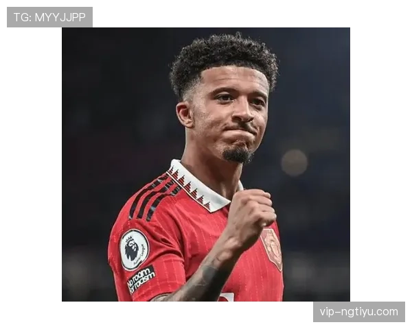 桑乔与萨卡：边路推进路径分化，前者更倚重内切终结，后者趋向多点参与